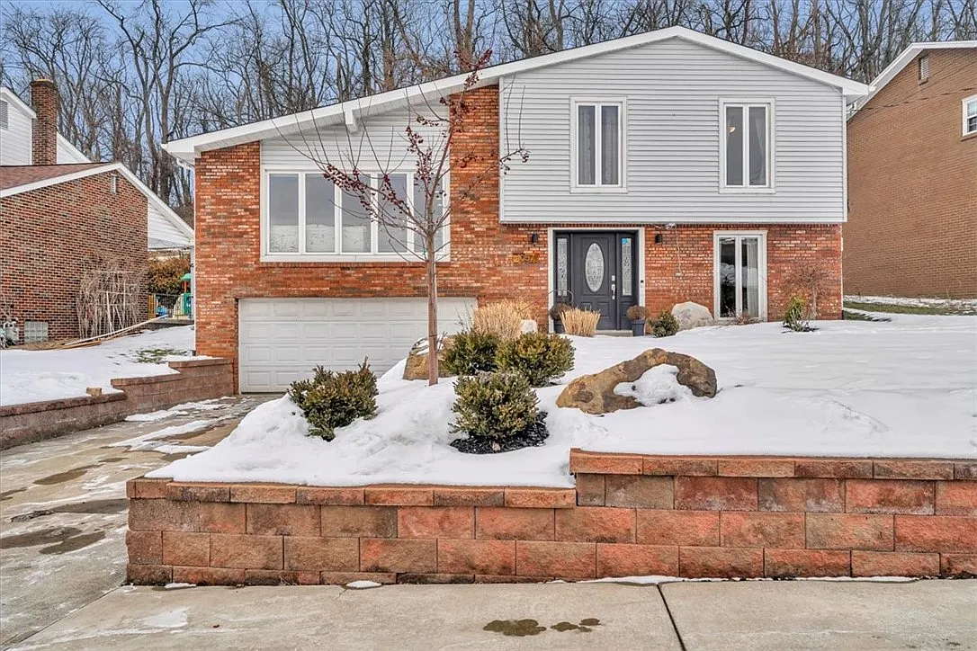 1057 Towervue Dr photo 1