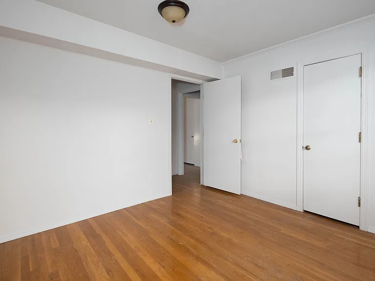 2050 Bowie St — Photo 18