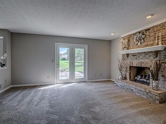 3rd image of 7718 Cedar Falls Ln