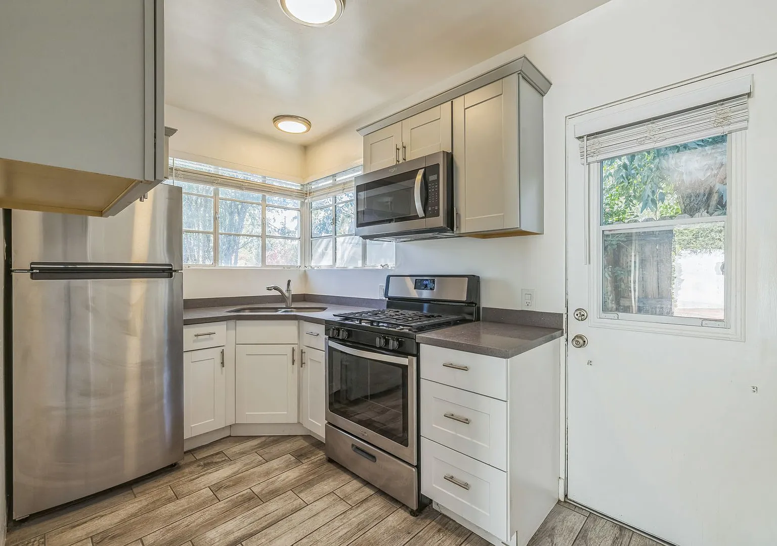 1311 Camino Amapola — Photo 2