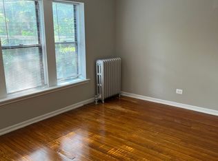 4946 W Adams St #302B, Chicago, IL 60644
