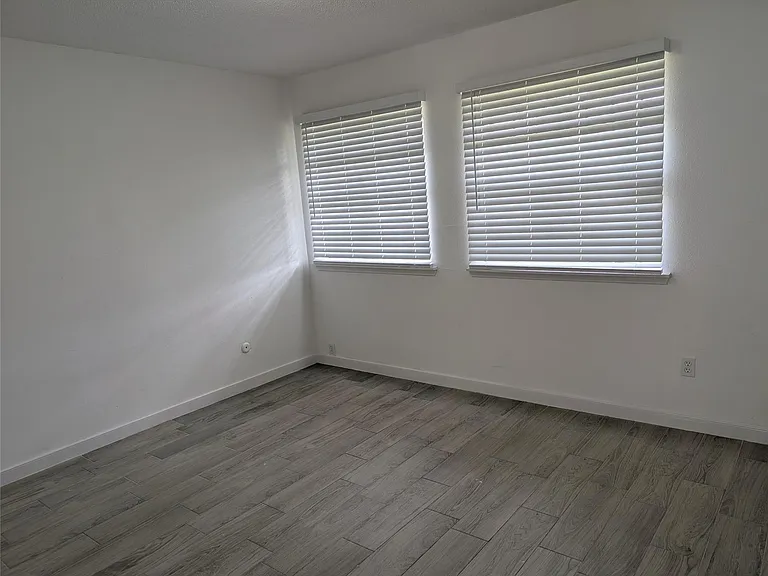 5815 Village Forest Ct — Photo 8
