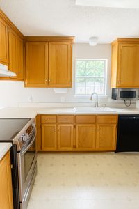 210 Chadwyck Cir, Bonaire, GA, 31005