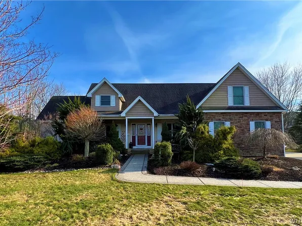 6165 Powers Rd, Orchard Park, NY 14127