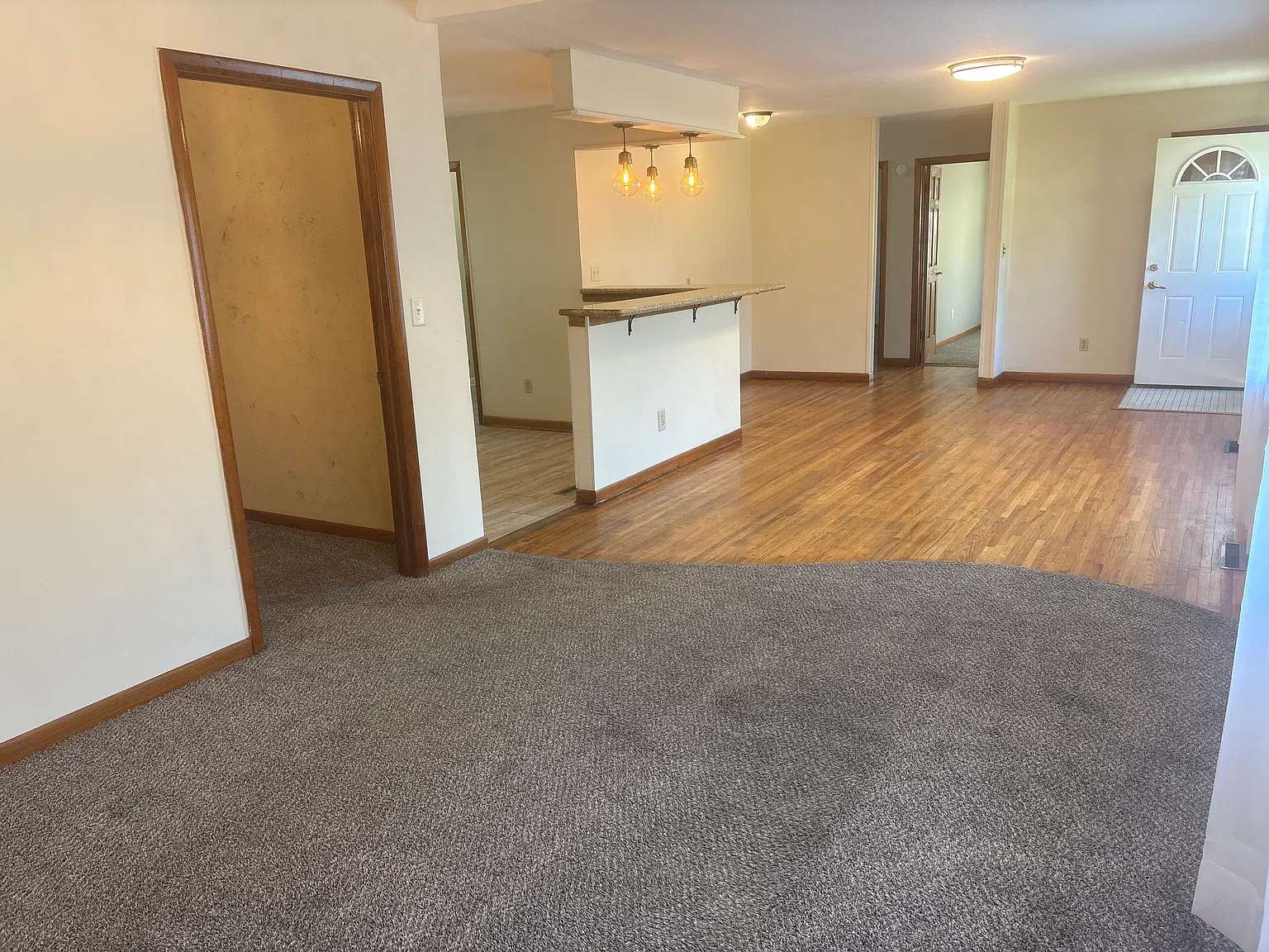 4726 S Glenn Ave — Photo 3