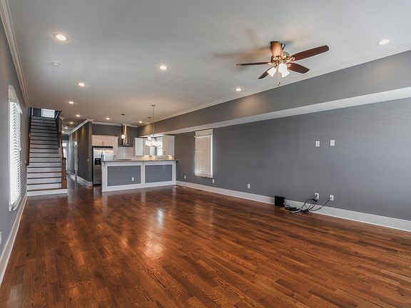 4th image of 904A Delmas Ave