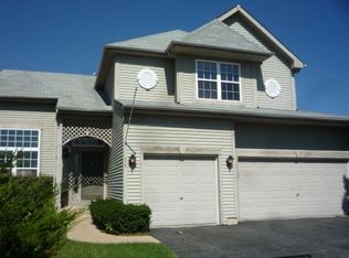 416 Wagonwood Rd, Round Lake, IL 60073