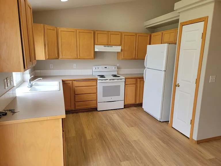 1702 N Aladdin Rd — Photo 12