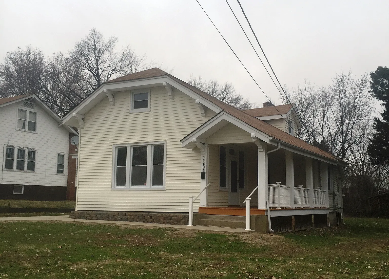 2201 McLaran Ave photo 1