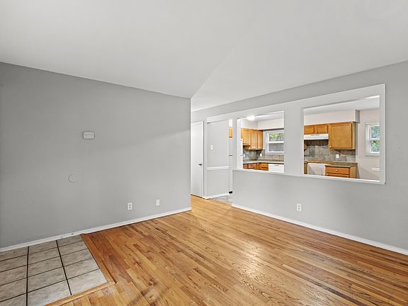 4th image of 1413 Redman Blvd