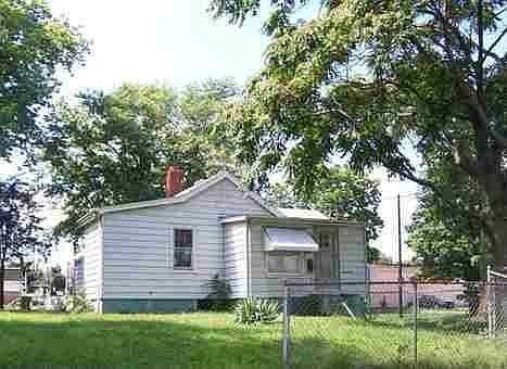 1st image of 1301 S Greenlawn Ave