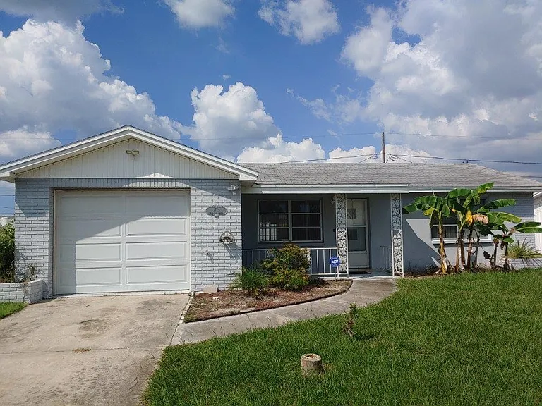 3615 Harvard Dr — Photo 1