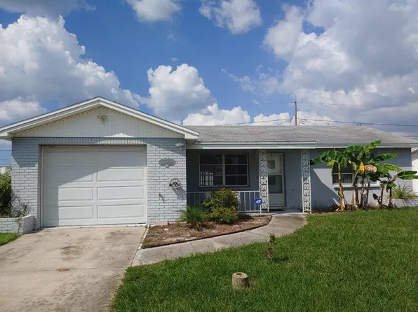 3615 Harvard Dr, Holiday, FL 34691