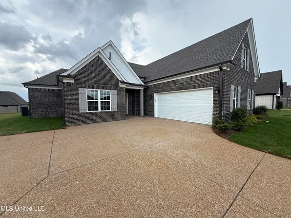 8888 Tucker Ln, Southaven, MS 38672