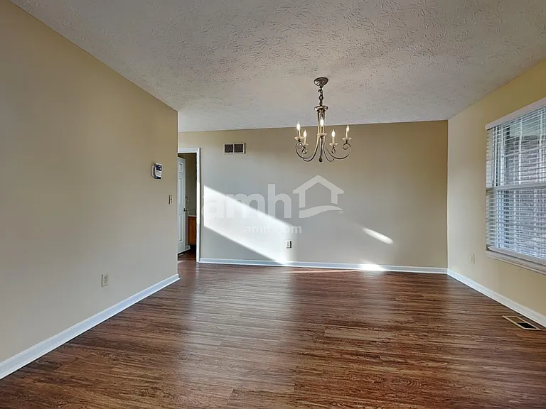 5671 Longbow Dr — Photo 8