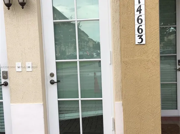 14663 SW 9th St, Pembroke Pines, FL