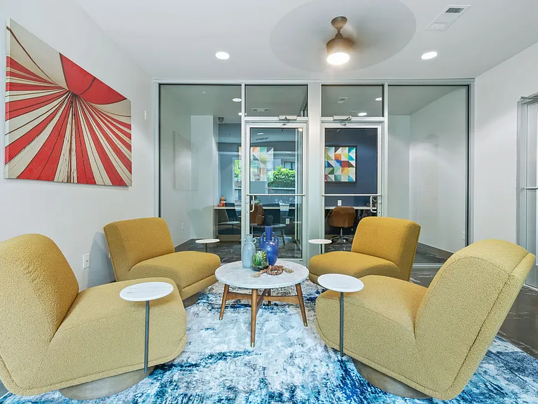 400 Rhett — Photo 12