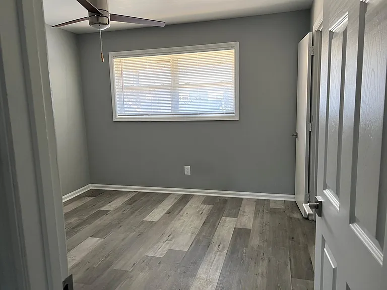 3155 Harris Dr — Photo 25