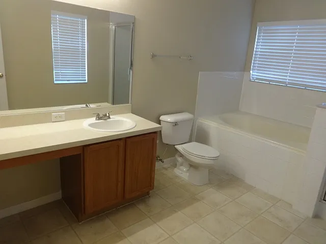 10434 Boyette Creek Blvd — Photo 11