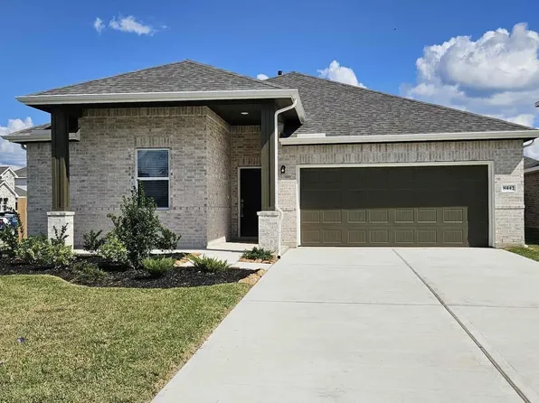 8442 Bay Oaks Dr, Baytown, TX 77523