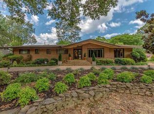 5646 Glade View Dr, Memphis, TN 38120