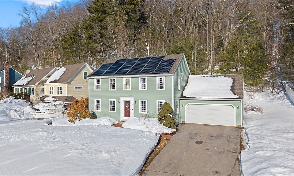 1st image of 5 Tuxbury Ln