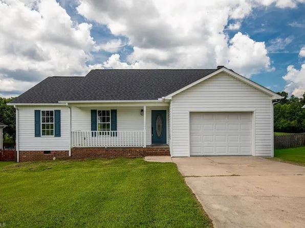 105 Johnia Ct, Thomasville, NC 27360