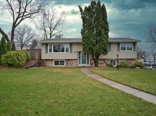 5302 Norma Rd, Mc Farland, WI 53558