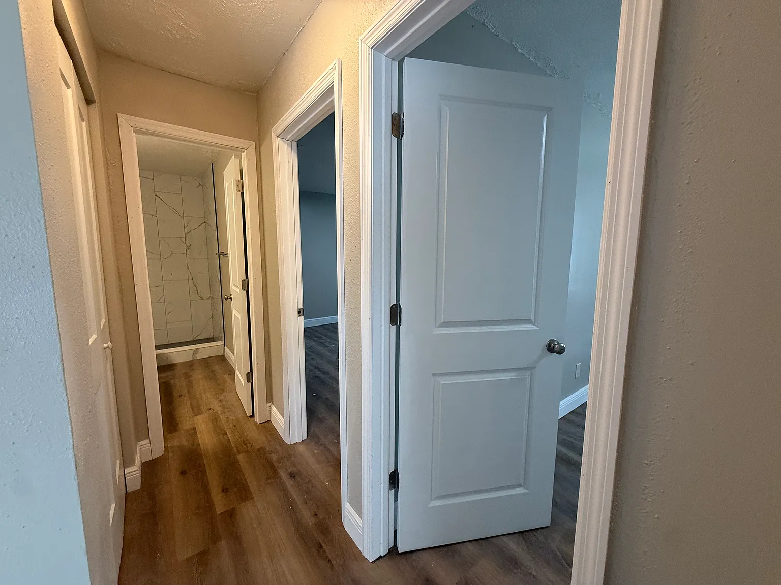 2 bed, 900 sqft, $1,300 — Photo 3