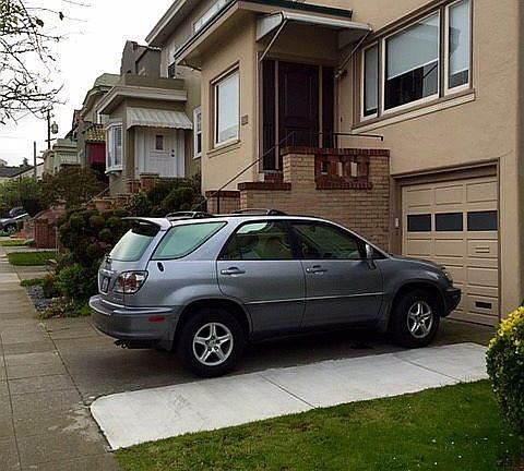 5th image of 135 Wawona St