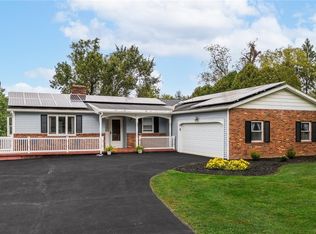 1965 Dunzweiler Dr, Zanesville, OH 43701
