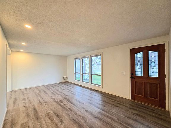 2nd image of 1312 Springwater Ave