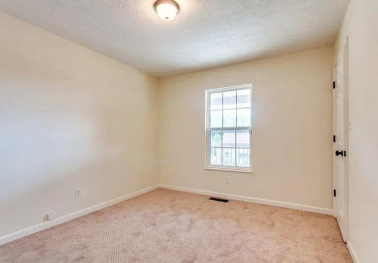 505 E Emerald Ave — Photo 10