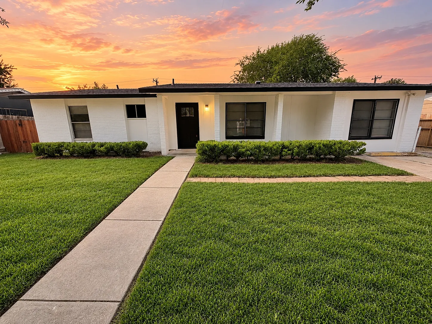 4 bed, 1600 sqft, $1,695 — Photo 1
