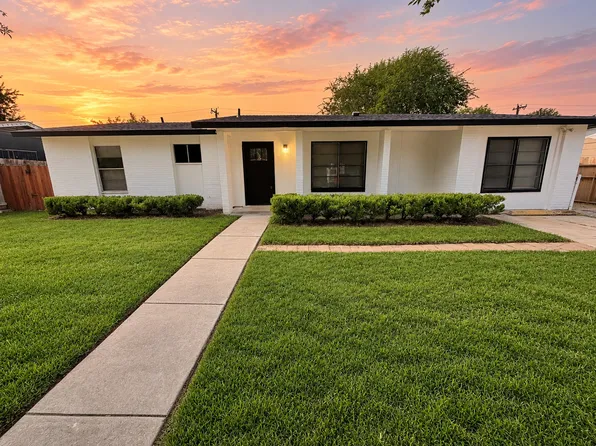 6906 Martinique Dr, San Antonio, TX 78227