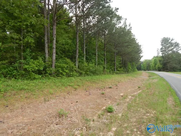 Pleasant Country Rd, Falkville, AL 35622