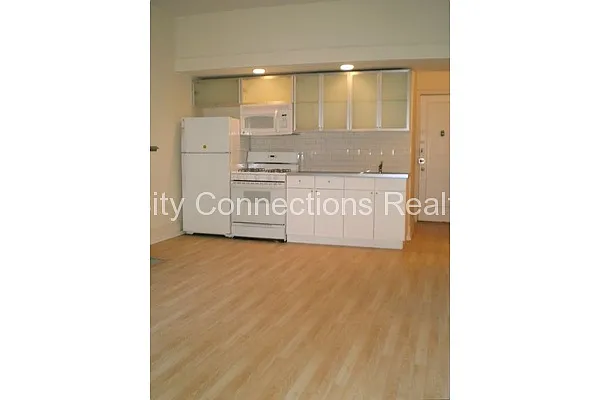 Rented by City Connections Realty | media 30