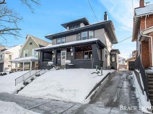 1448 Robinson Rd SE, Grand Rapids, MI 49506