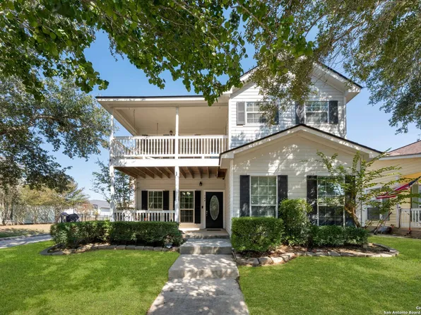 144 Whitewing Way, Floresville, TX 78114