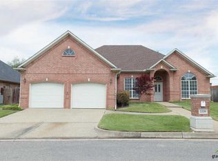 2220 Dover Ln, Tyler, TX 75703