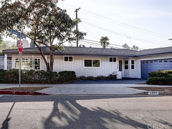 2nd image of 4205 Canoga Dr