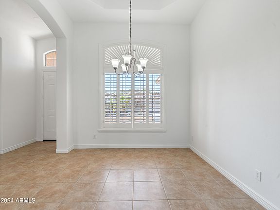 5th image of 17850 W SPENCER Drive