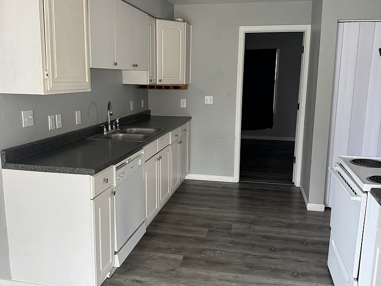 620 Fremont St — Photo 15