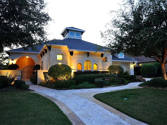 2nd image of 11719 Legend Manor Dr