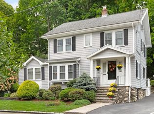 19 Sears Ave, Melrose, MA 02176