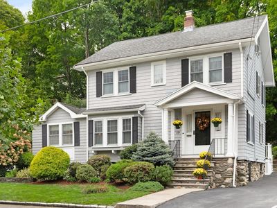 19 Sears Ave, Melrose, MA, 02176