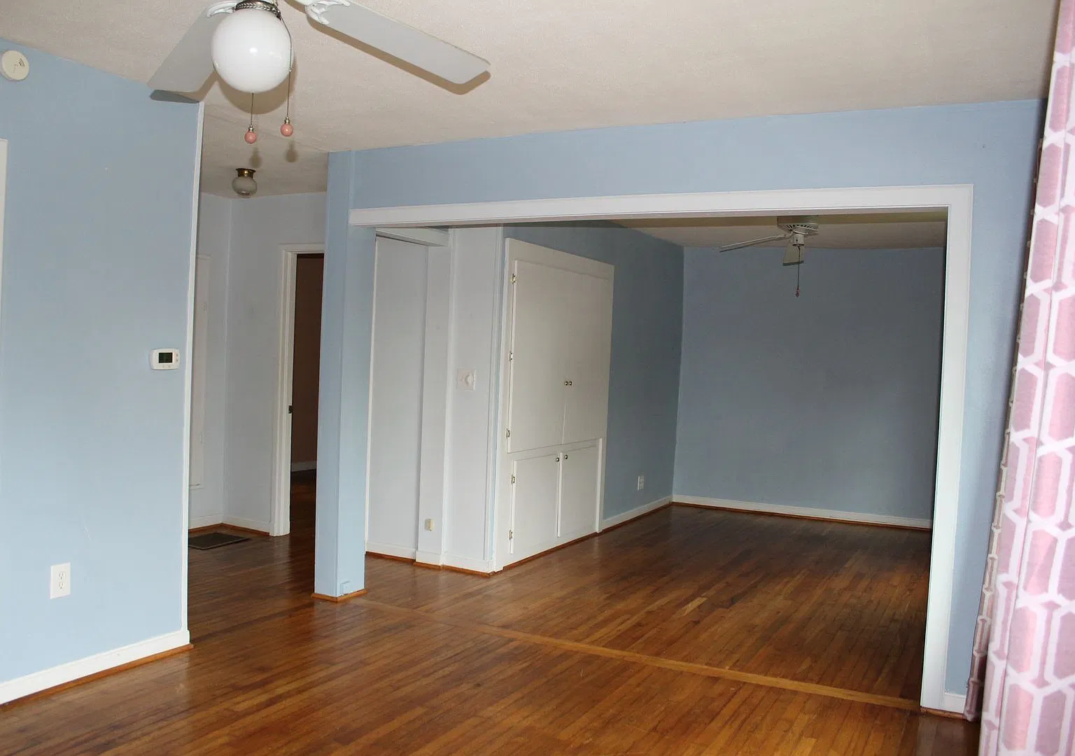 Sapphire Manor 1-bedroom Condo — Photo 2