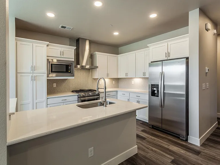 5748 Stone Fly Dr — Photo 14