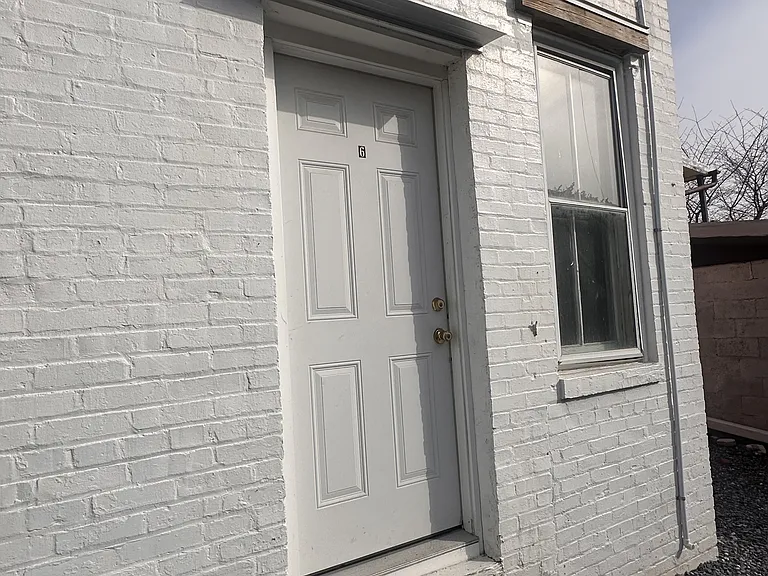 30 W All Saints St — Photo 1