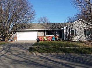 201 25th St, West Des Moines, IA 50265